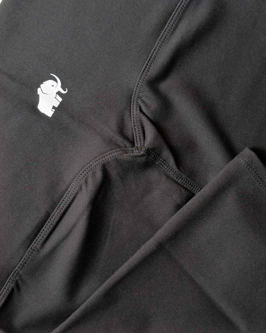 BLACK SHORT